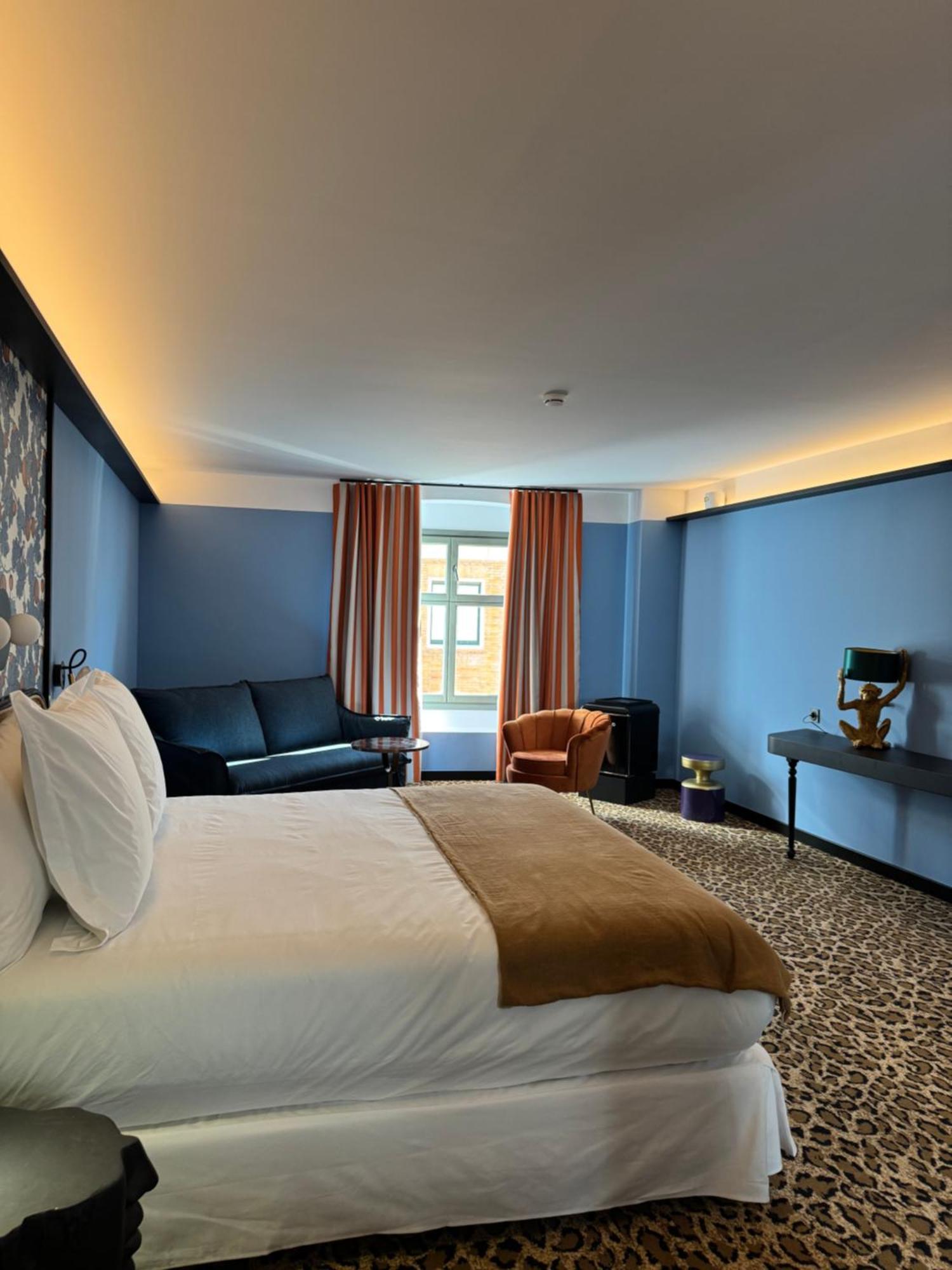 Hotel Divino & Apartments Figueres  Kültér fotó