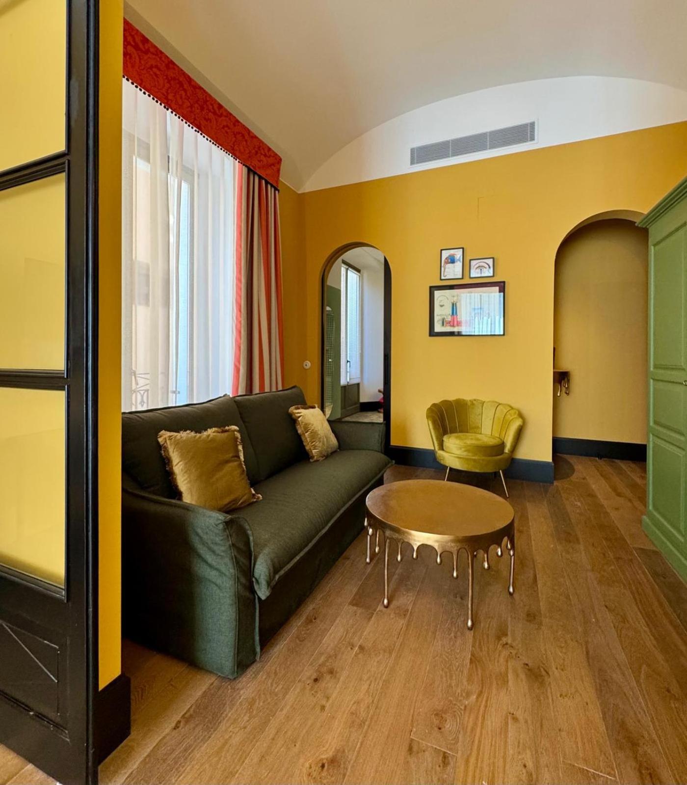 Hotel Divino & Apartments Figueres  Kültér fotó