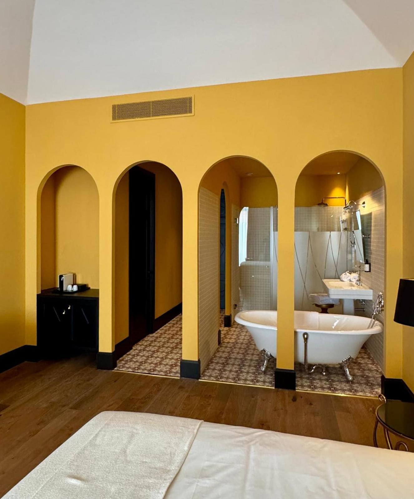 Hotel Divino & Apartments Figueres  Kültér fotó