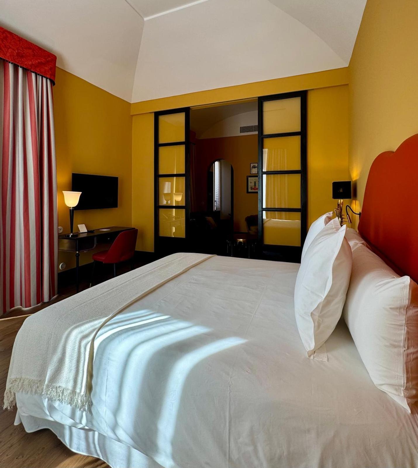 Hotel Divino & Apartments Figueres  Kültér fotó
